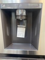 27 cu. ft. Side-by-Side Refrigerator with Craft Ice™ - Image 3